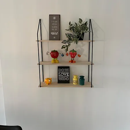 Casa Of Bricks - Downtown Holidays 公寓 比隆