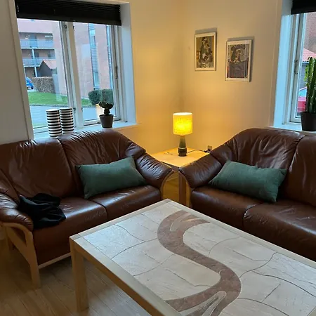 Casa Of Bricks - Downtown Holidays 比隆